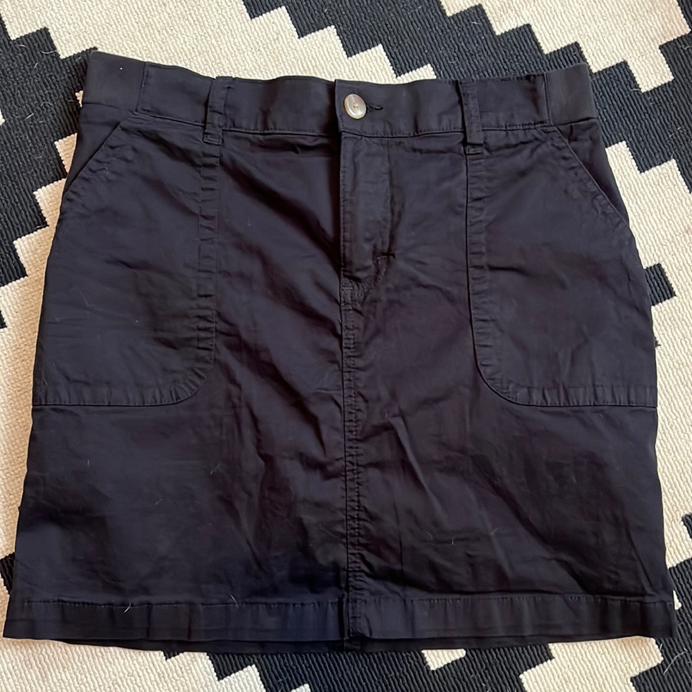 Lee • Mid Rise Skort